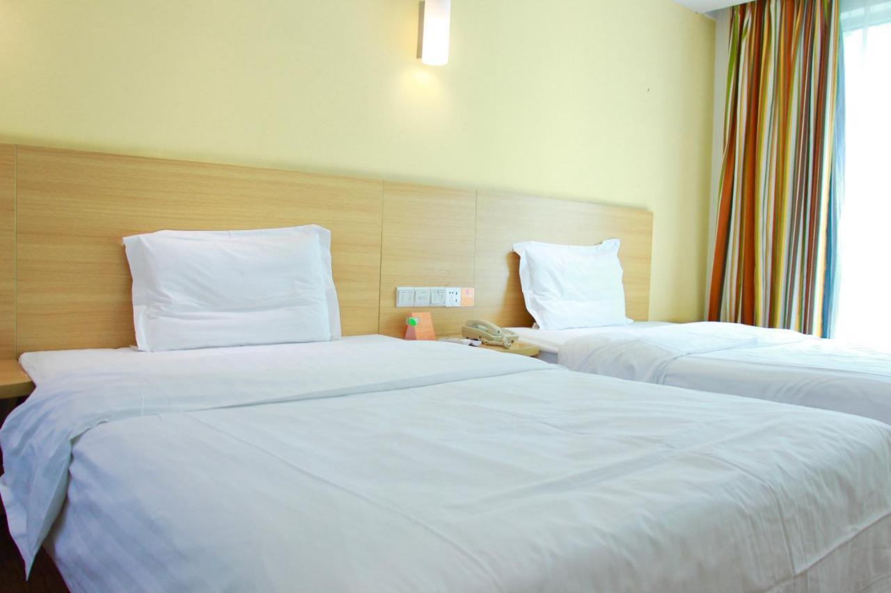 7Days Inn Guangzhou Tianhe Yantang Yue Ken Road Eksteriør bilde