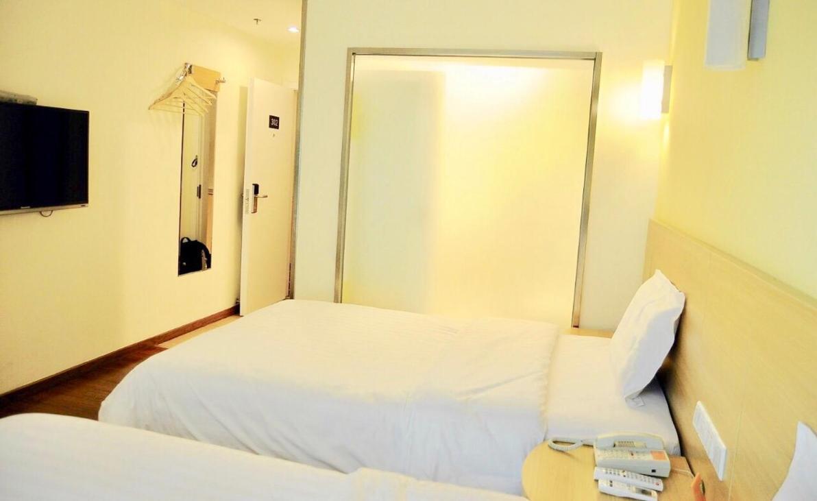 7Days Inn Guangzhou Tianhe Yantang Yue Ken Road Eksteriør bilde